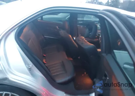 2014 Mercedes-Benz E 350 4Matic z USA, uszkodzony, nr VIN WDDHF8JB7EB057751